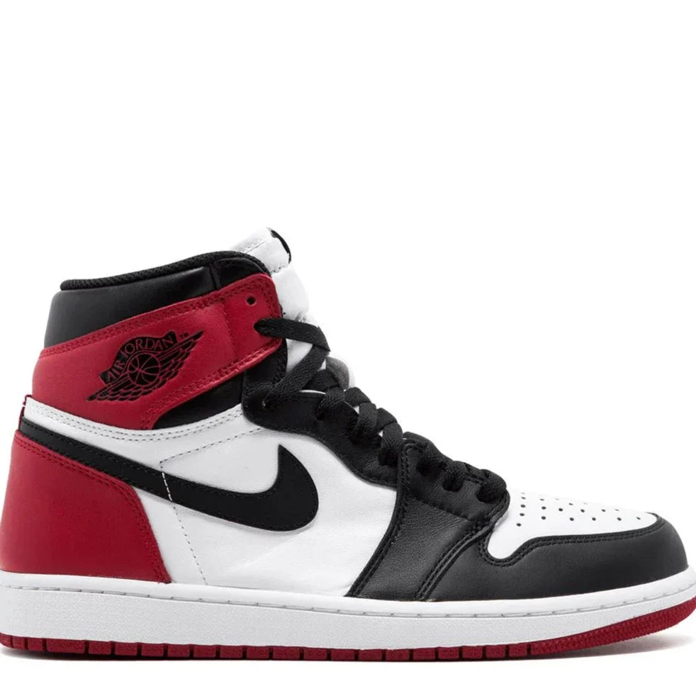 Air Jordan 1 Retro High OG black toe