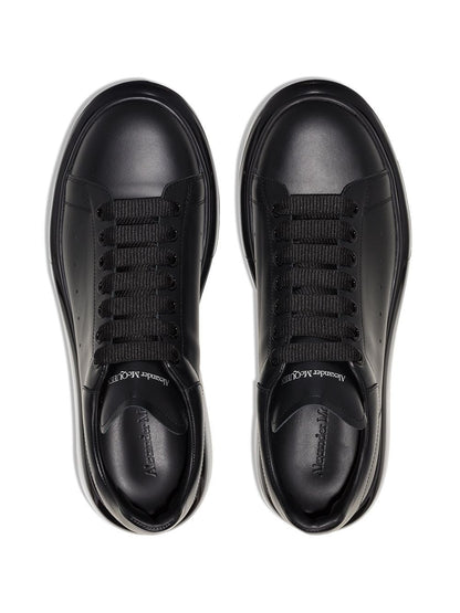 Alexander McQueen Oversized Color Black