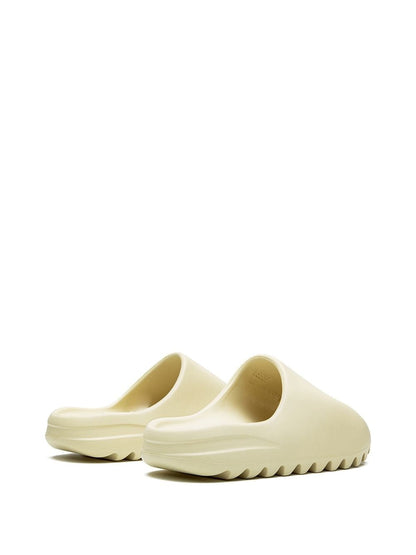 Yeezy Slides Bone