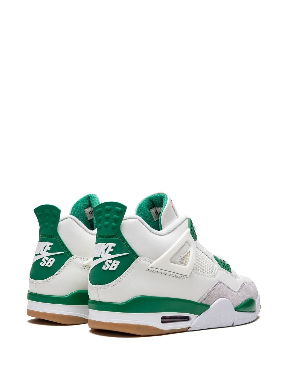 Air Jordan 4 de JORDAN x Nike SB