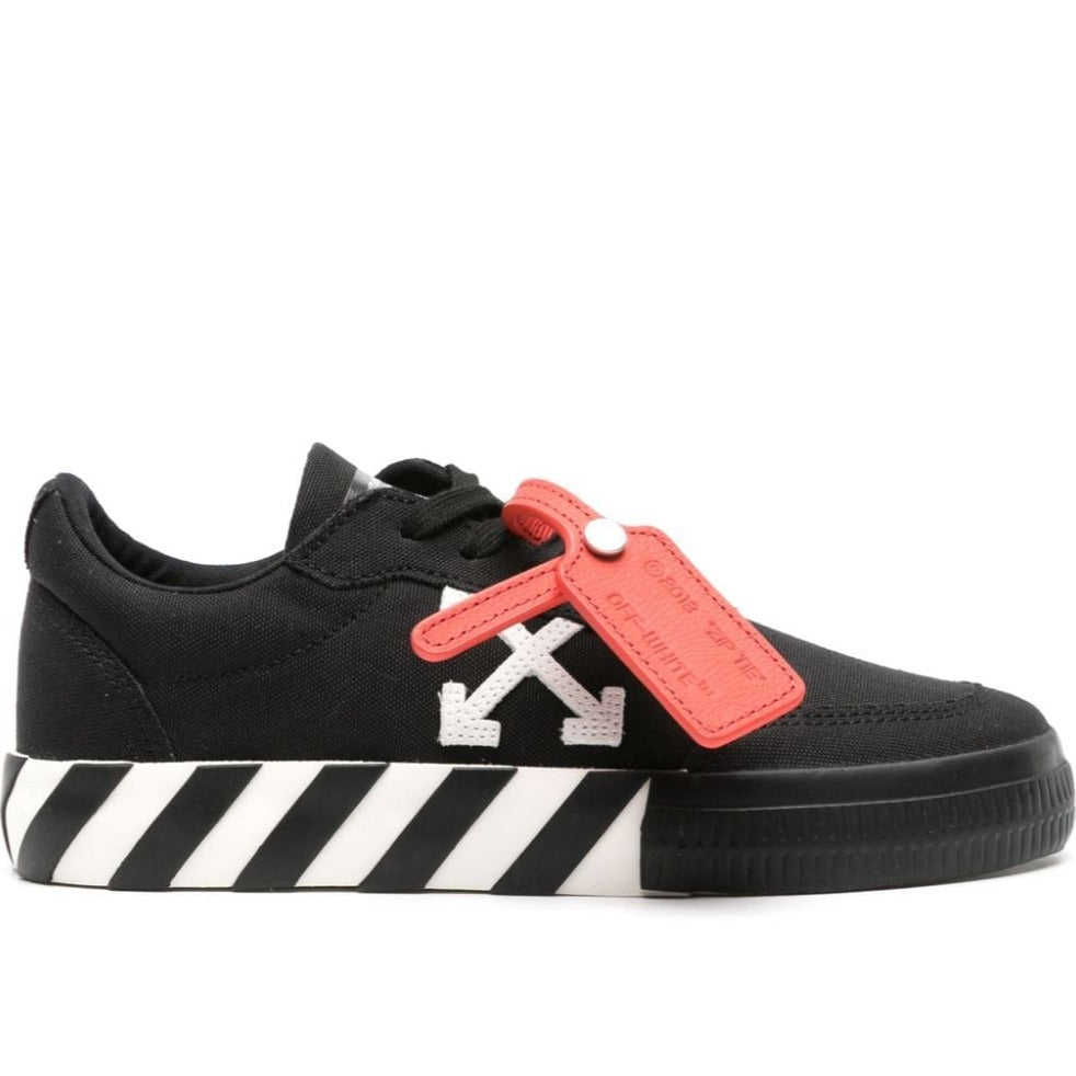 Off White Vulcanized Low Black