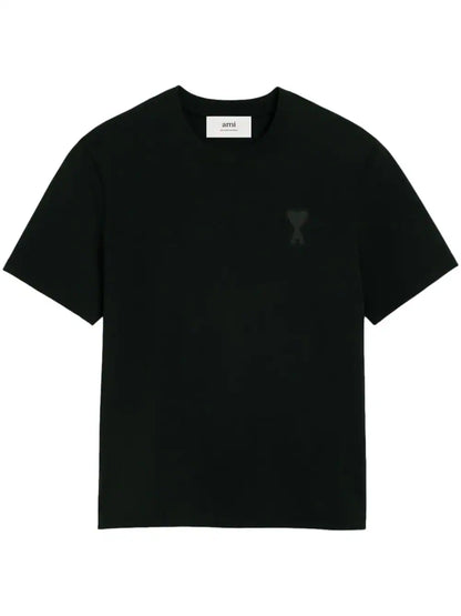 AMI Paris playera con logo en relieve